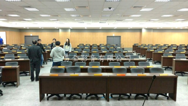 經國管理學院-易全