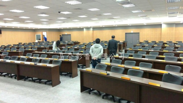 經國管理學院-易全