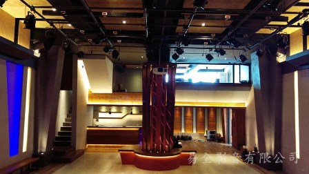 黎明技術學院-易全