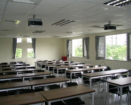 台北大學-實習議場-易全